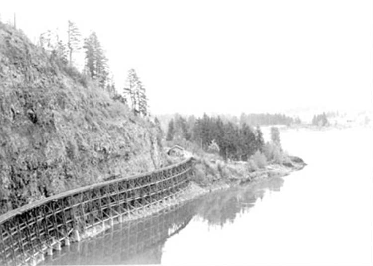 Photo of Elk Rock trestle