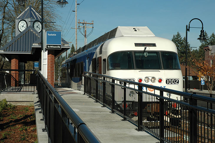 WES at the Tualatin station